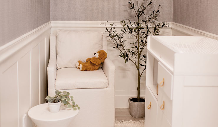 breastfeeding room