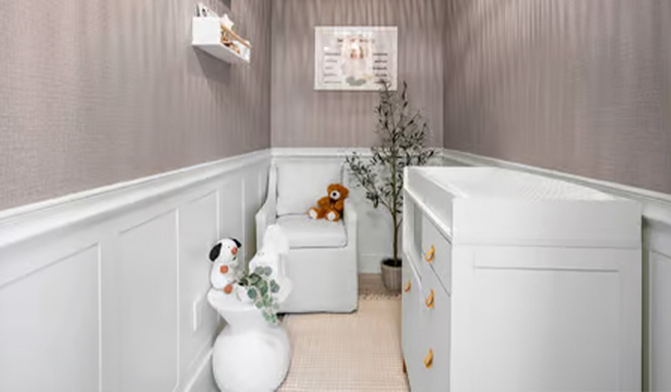 breastfeeding room