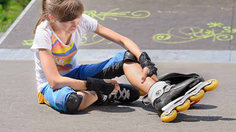 patient requiring ankle pain treatment in San Clemente CA