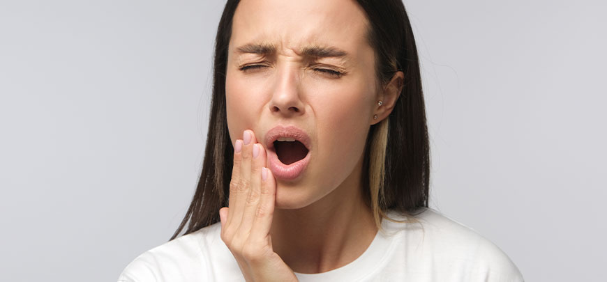 patient needing jaw pain treatment in San Clemente CA